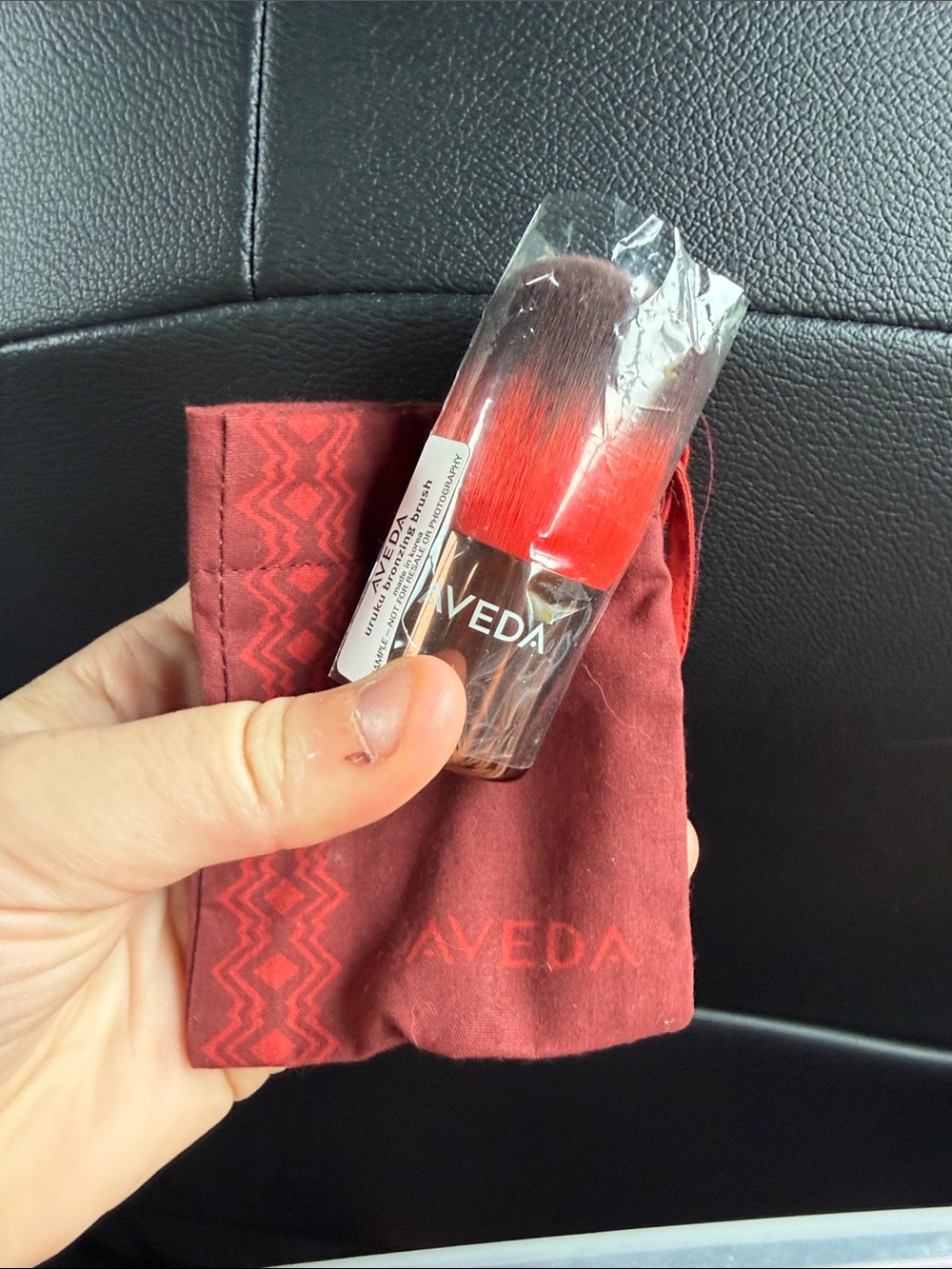 AVEDA Uruku Bronzing Brush NEW